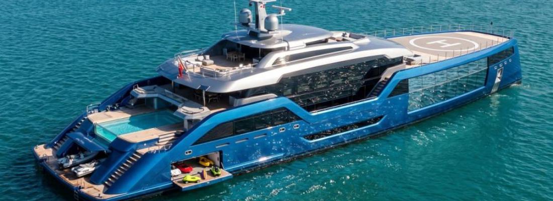 61m Super Yacht