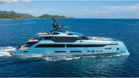 Catamaran Super Yacht 32m