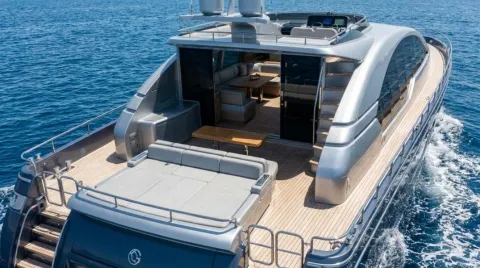 Catamaran Motor Yacht 23m Sun Deck