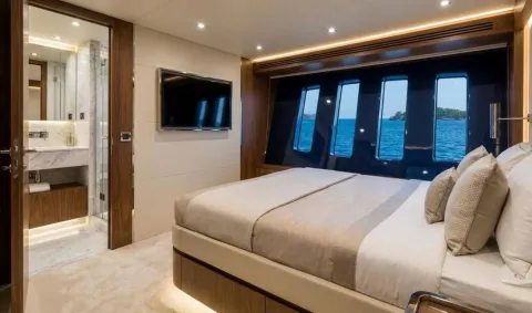 Catamaran Sports Yacht Cabin