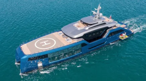 61m Super Yacht